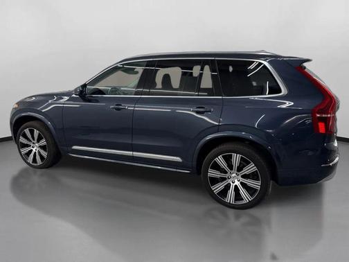 Denim Blue Metallic 2022 Volvo XC90 T6 Inscription