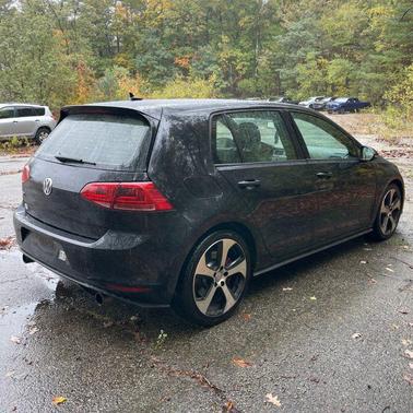 2017 Volkswagen Golf GTI 2.0T S 4-Door