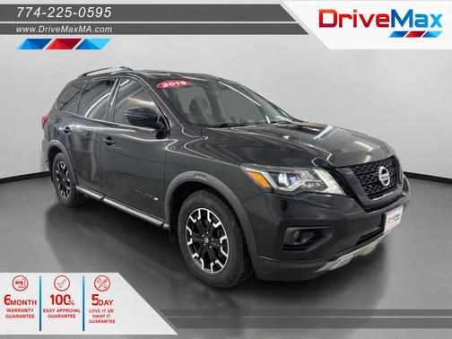 Magnetic Black Pearl 2019 Nissan Pathfinder SV