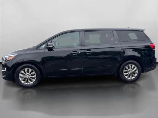 2020 Kia Sedona LX