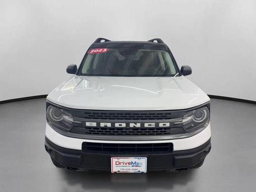 Oxford White 2023 Ford Bronco Sport Badlands