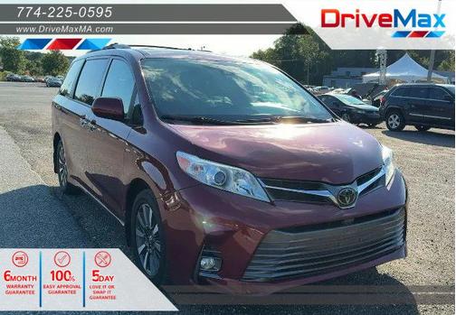 2020 Toyota Sienna XLE