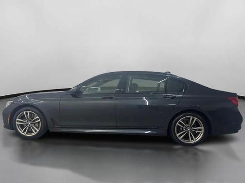 2019 BMW 750 i xDrive