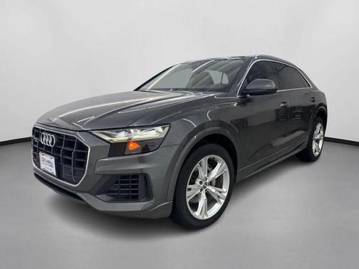 2020 Audi Q8 55 Premium