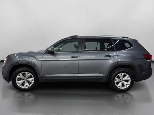 Gray 2019 Volkswagen Atlas 3.6L SE w/Technology