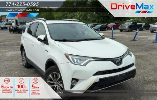 Super White 2018 Toyota RAV4 Hybrid XLE