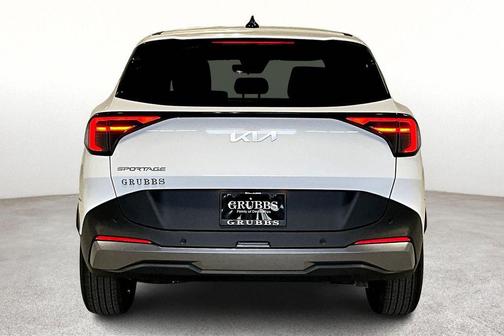 Glacial White Pearl 2026 Kia Sportage EX