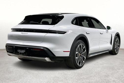 2022 Porsche Taycan 4