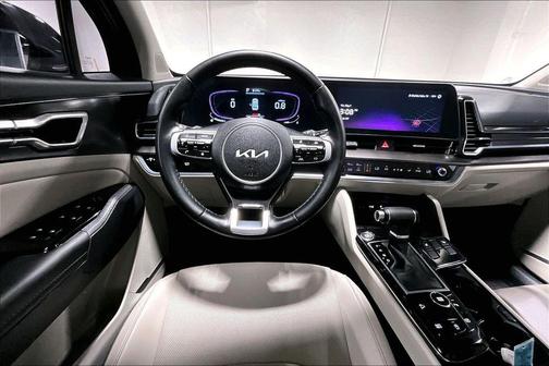 Ebony Black 2025 Kia Sportage EX