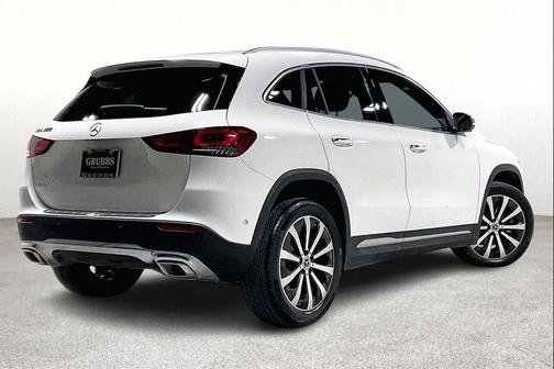 2021 Mercedes-Benz GLA 250 Base 4MATIC