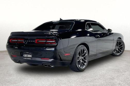 Pitch Black Clearcoat 2022 Dodge Challenger R/T Scat Pack
