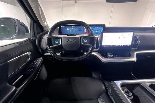 OXFORD WHITE 2025 Ford Expedition Platinum