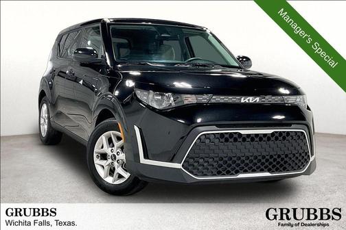 Fusion Black 2025 Kia Soul LX