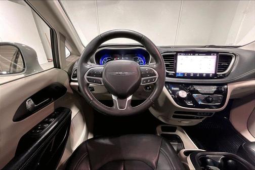 Ceramic Gray Clearcoat 2022 Chrysler Pacifica Hybrid Touring L