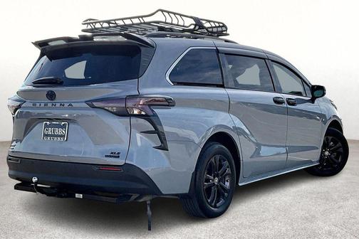2024 Toyota Sienna Woodland Edition