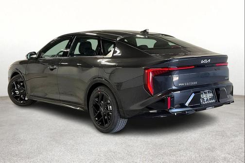 2025 Kia K4 GT-Line Turbo