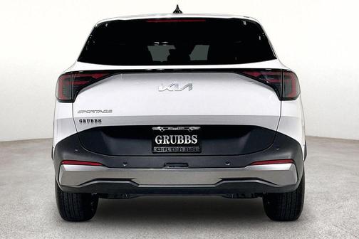 Glacial White Pearl 2026 Kia Sportage EX