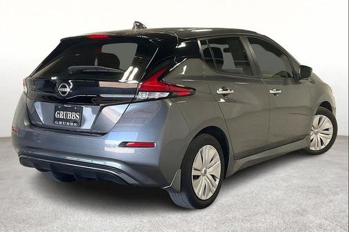 2025 Nissan Leaf S