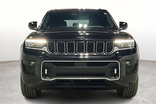 2022 Jeep Grand Cherokee Overland