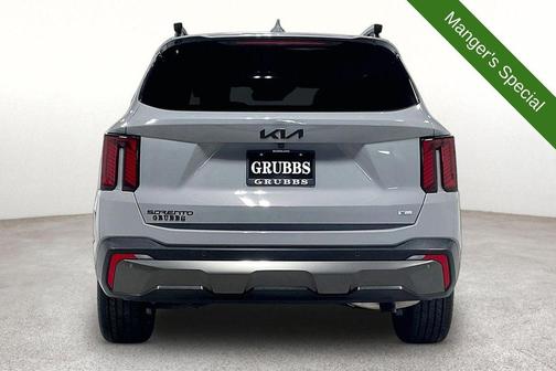Wolf Gray 2025 Kia Sorento SX