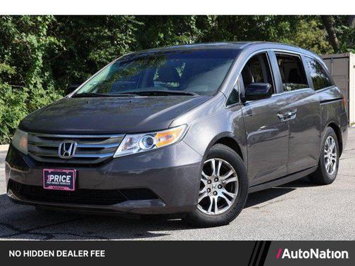 Polished Metal Metal 2013 Honda Odyssey EX