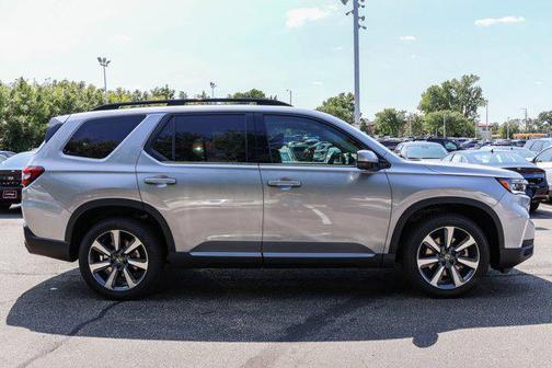 2025 Honda Pilot Elite