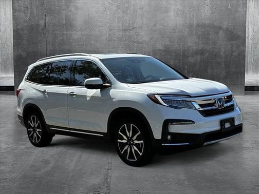 2022 Honda Pilot AWD Elite