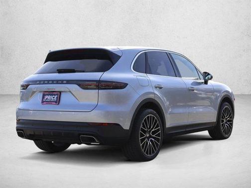 Rhodium Silver Metallic 2019 Porsche Cayenne Cayenne