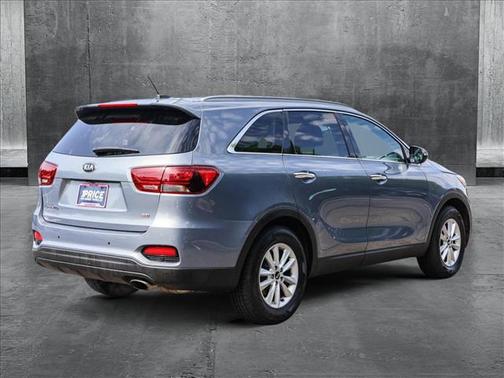 2020 Kia Sorento LX