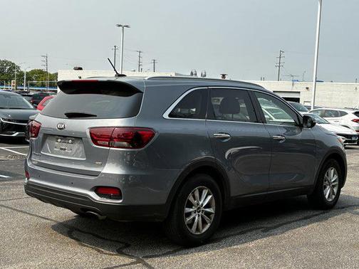 2020 Kia Sorento LX