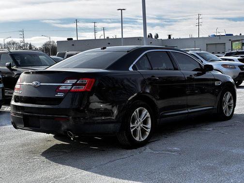 2014 Ford Taurus SEL