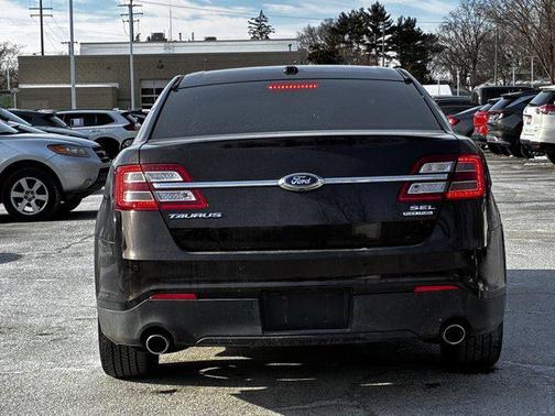 2014 Ford Taurus SEL