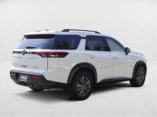 2022 Nissan Pathfinder SV 4WD