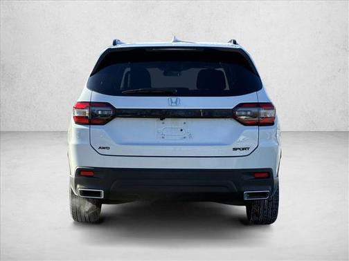 2023 Honda Pilot AWD Sport