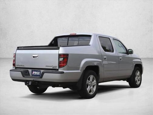 Alabaster Silver Metallic 2013 Honda Ridgeline RTL