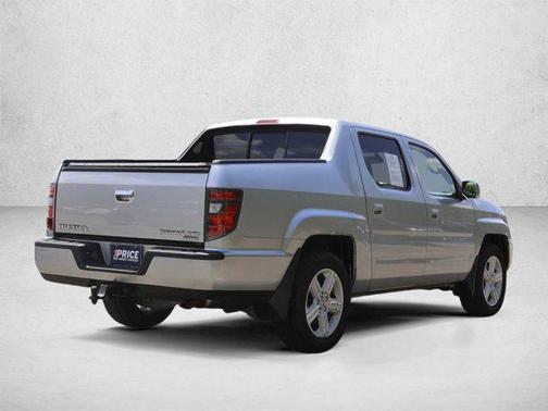 Alabaster Silver Metallic 2013 Honda Ridgeline RTL