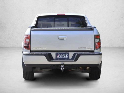 Alabaster Silver Metallic 2013 Honda Ridgeline RTL