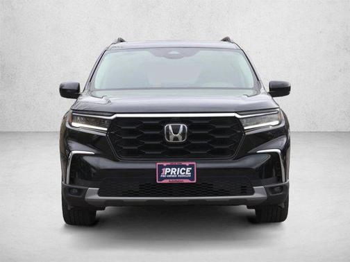 Crystal Black Pearl 2025 Honda Pilot Elite