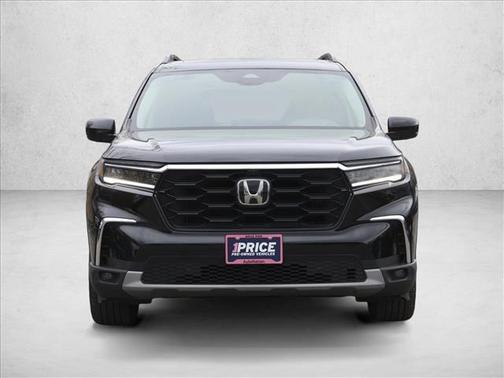 Crystal Black Pearl 2025 Honda Pilot Elite