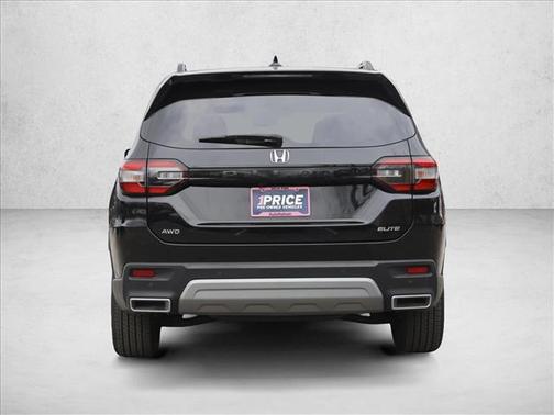 Crystal Black Pearl 2025 Honda Pilot Elite