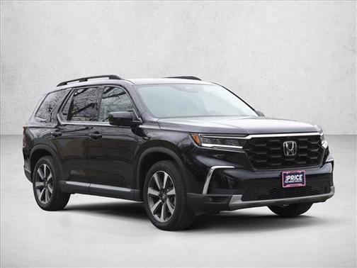 Crystal Black Pearl 2025 Honda Pilot Elite