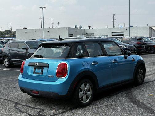 2016 MINI Hardtop Cooper