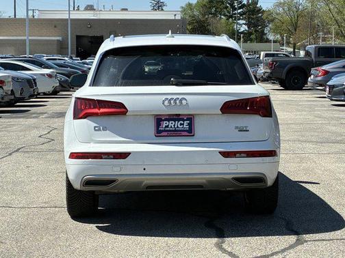Ibis White 2018 Audi Q5 2.0T Prestige