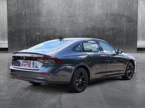 2025 Honda Accord Sport SE 1.5T