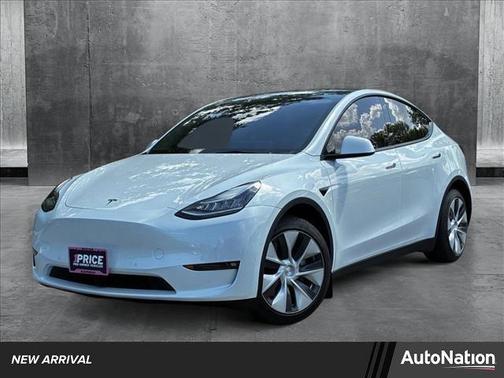 2022 Tesla Model Y Long Range Dual Motor All-Wheel Drive