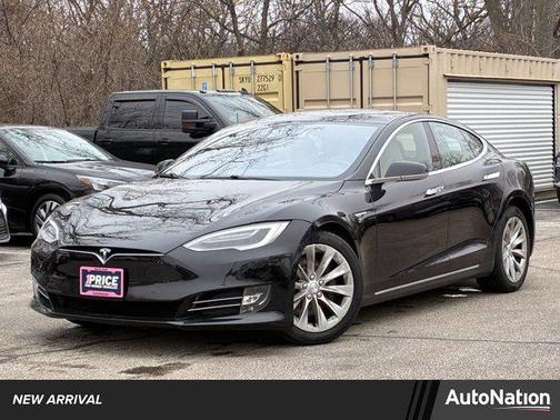 2016 Tesla Model S 70D