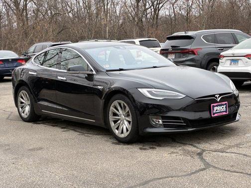 2016 Tesla Model S 70D