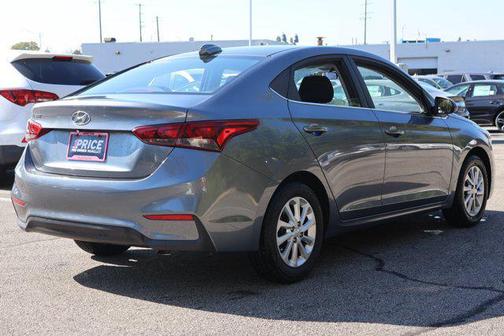 Urban Gray Metallic 2019 Hyundai Accent SEL
