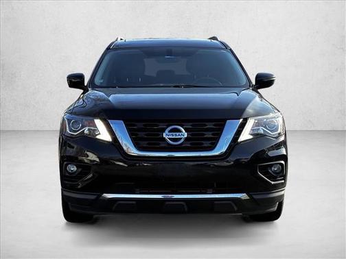 2017 Nissan Pathfinder Platinum