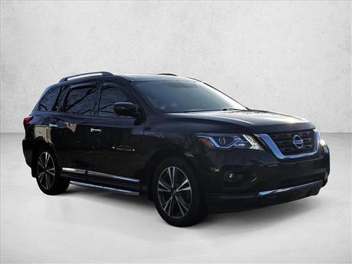 2017 Nissan Pathfinder Platinum
